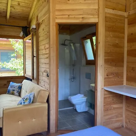 Inlice Uenzile Inlice Kamp Bed and breakfast