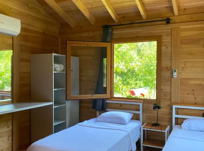 Inlice Uenzile Inlice Kamp Couette-café Fethiye