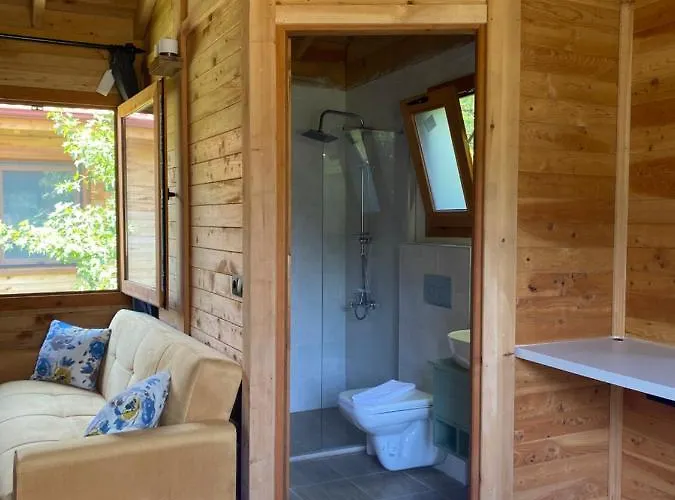 Inlice Uenzile Inlice Kamp Bed & Breakfast